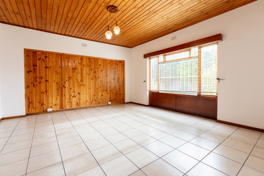 To Let 4 Bedroom Property for Rent in Dwarskersbos Western Cape